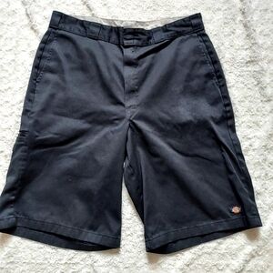 Dickies Black Loose fit shorts - size 38